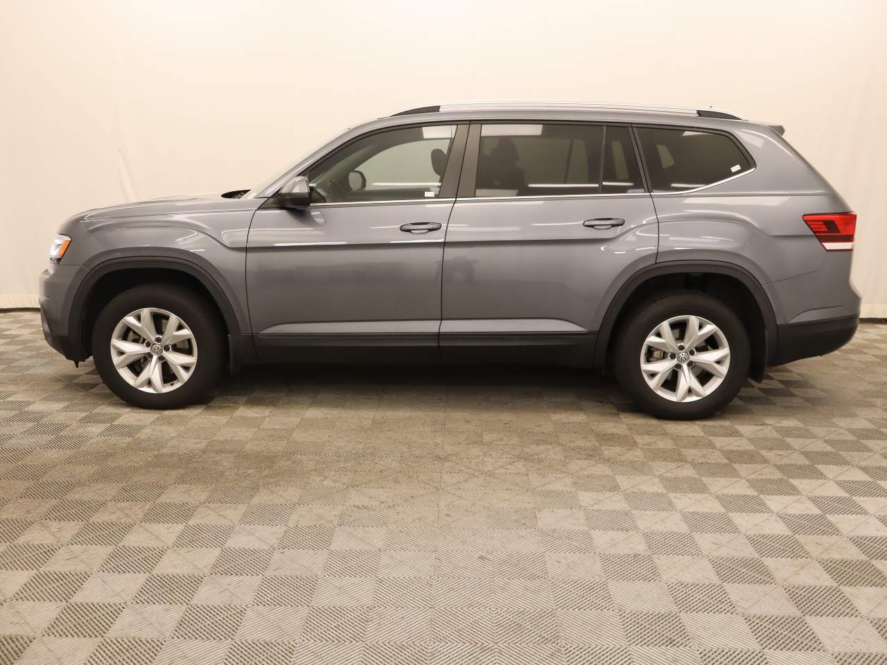 2019 Volkswagen Atlas V6 SE