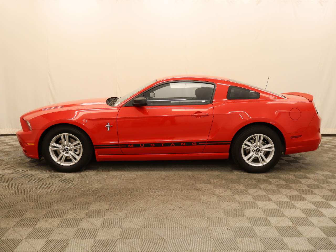 2014 Ford Mustang V6