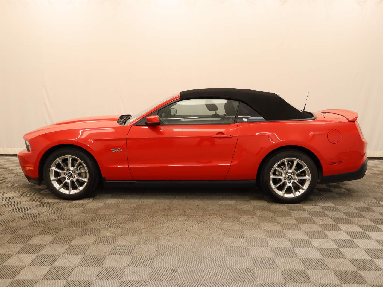 Used 2011 Ford Mustang GT with VIN 1ZVBP8FF1B5148305 for sale in Scottsdale, AZ