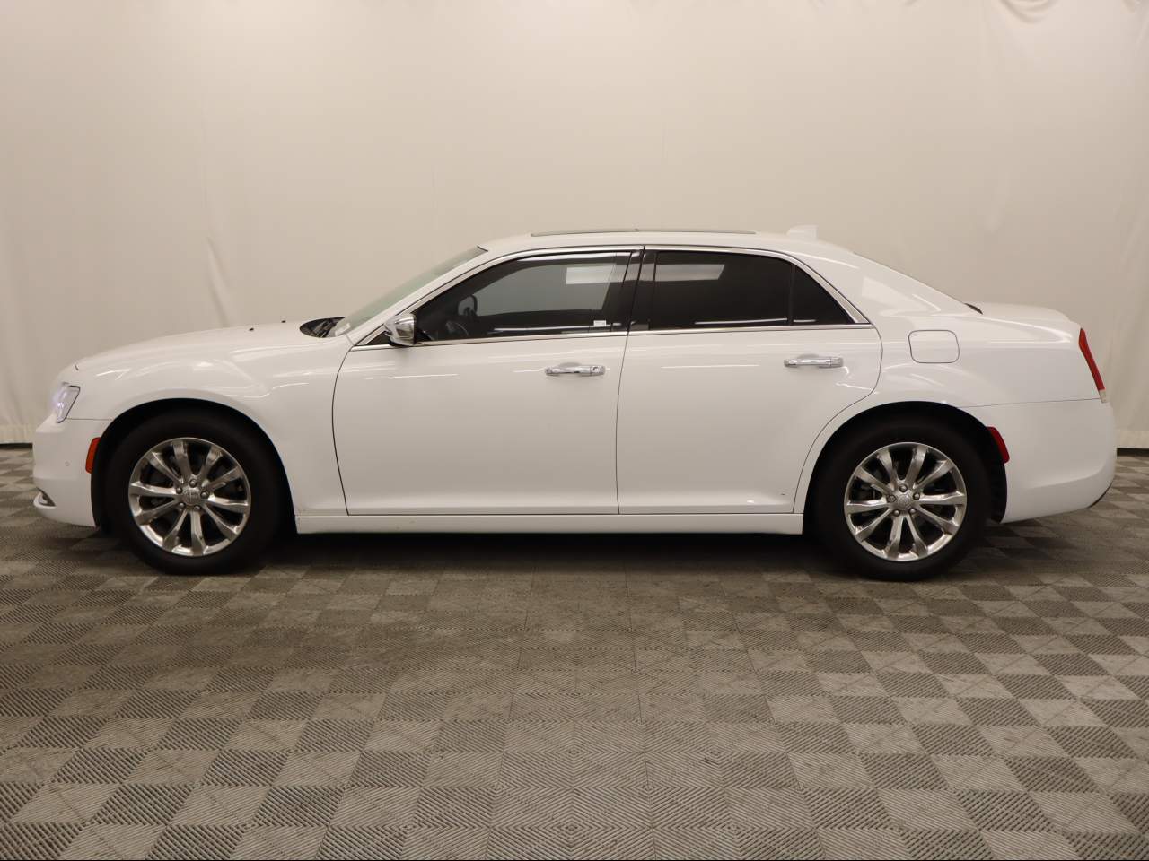2016 Chrysler 300 C