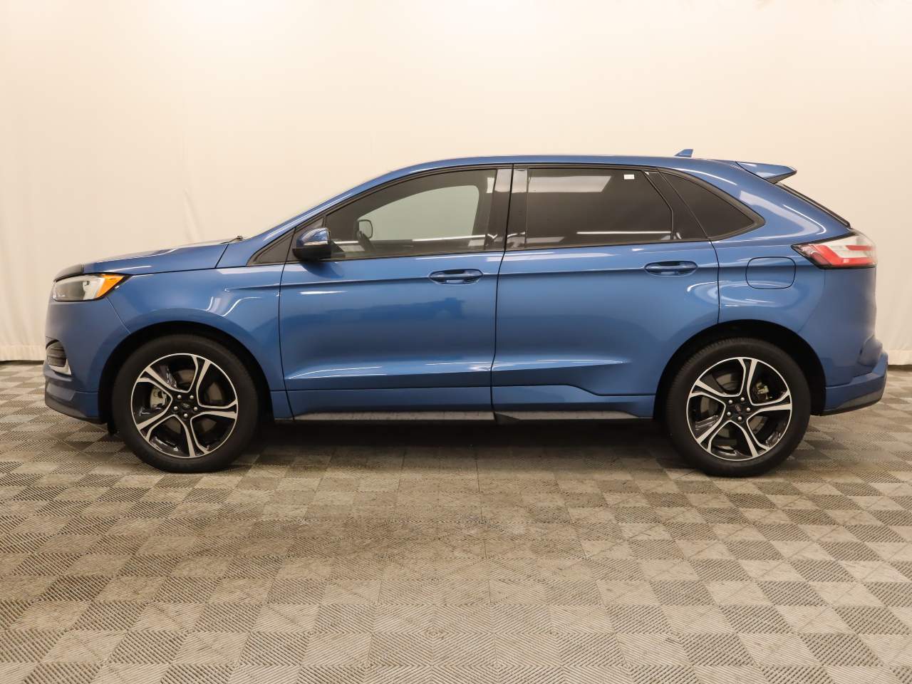 2020 Ford Edge ST