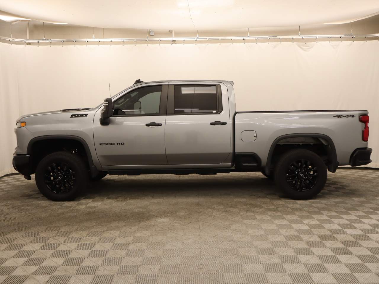 2025 Chevrolet Silverado 2500HD Custom Crew Cab