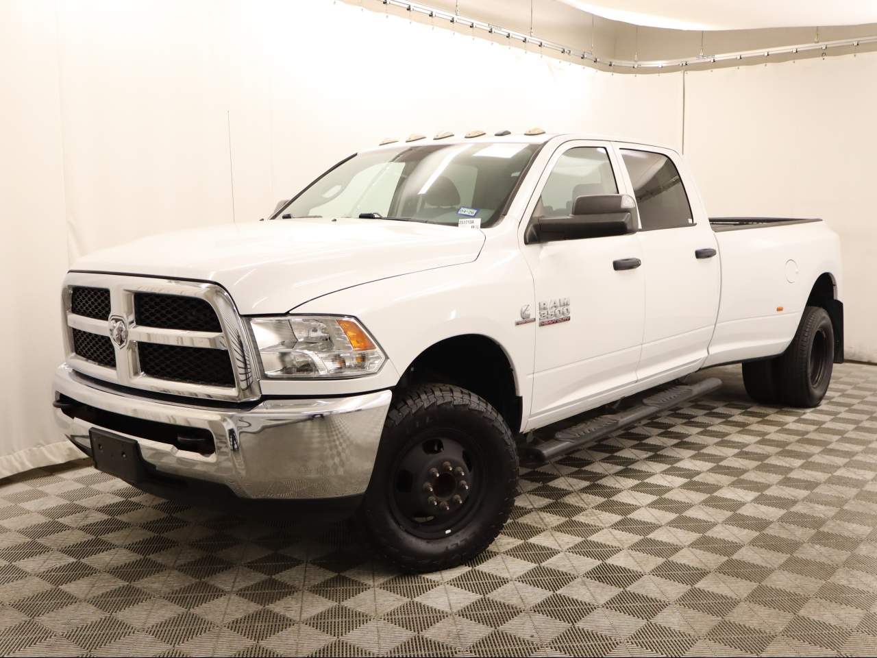 2018 RAM 3500 Tradesman Crew Cab LB DRW 4WD