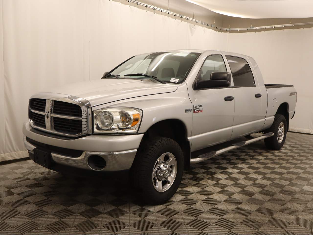 2008 Dodge Ram 2500 SXT Crew Cab