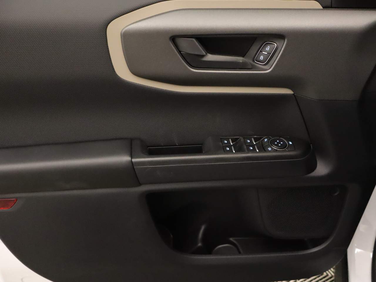 2025 Ford Bronco Sport Big Bend photo 2