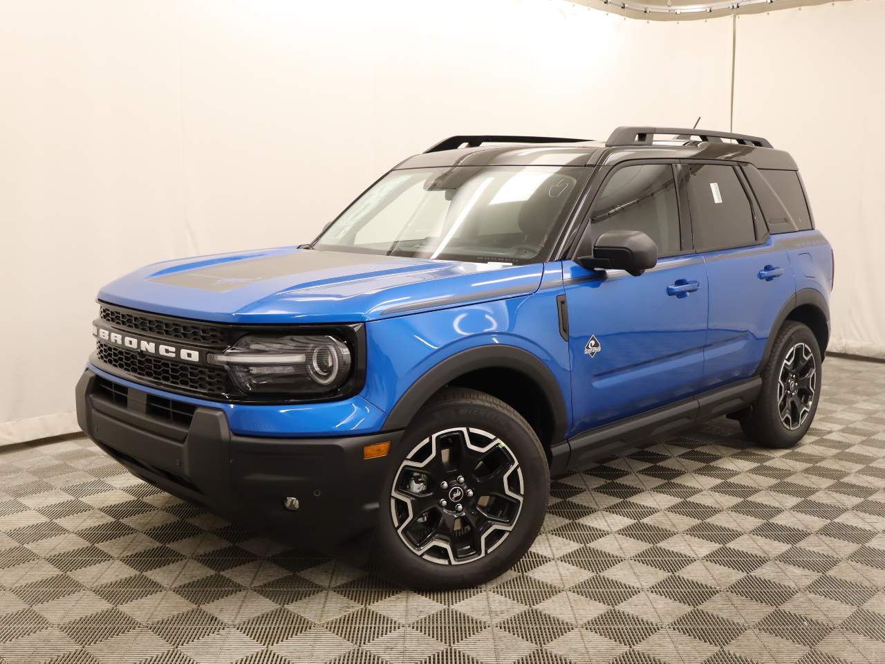 2025 Ford Bronco Sport Outer Banks's photo