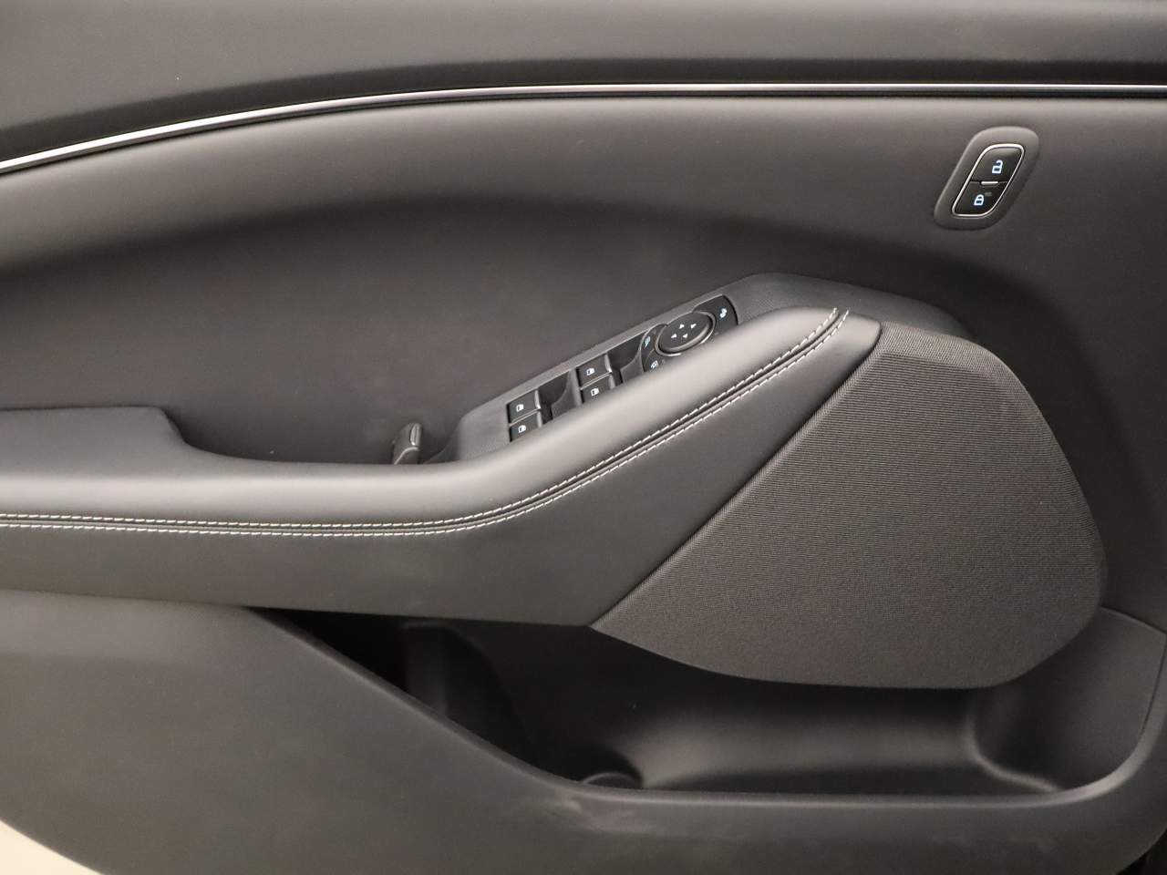 2026 Ford Mustang Mach-E Select