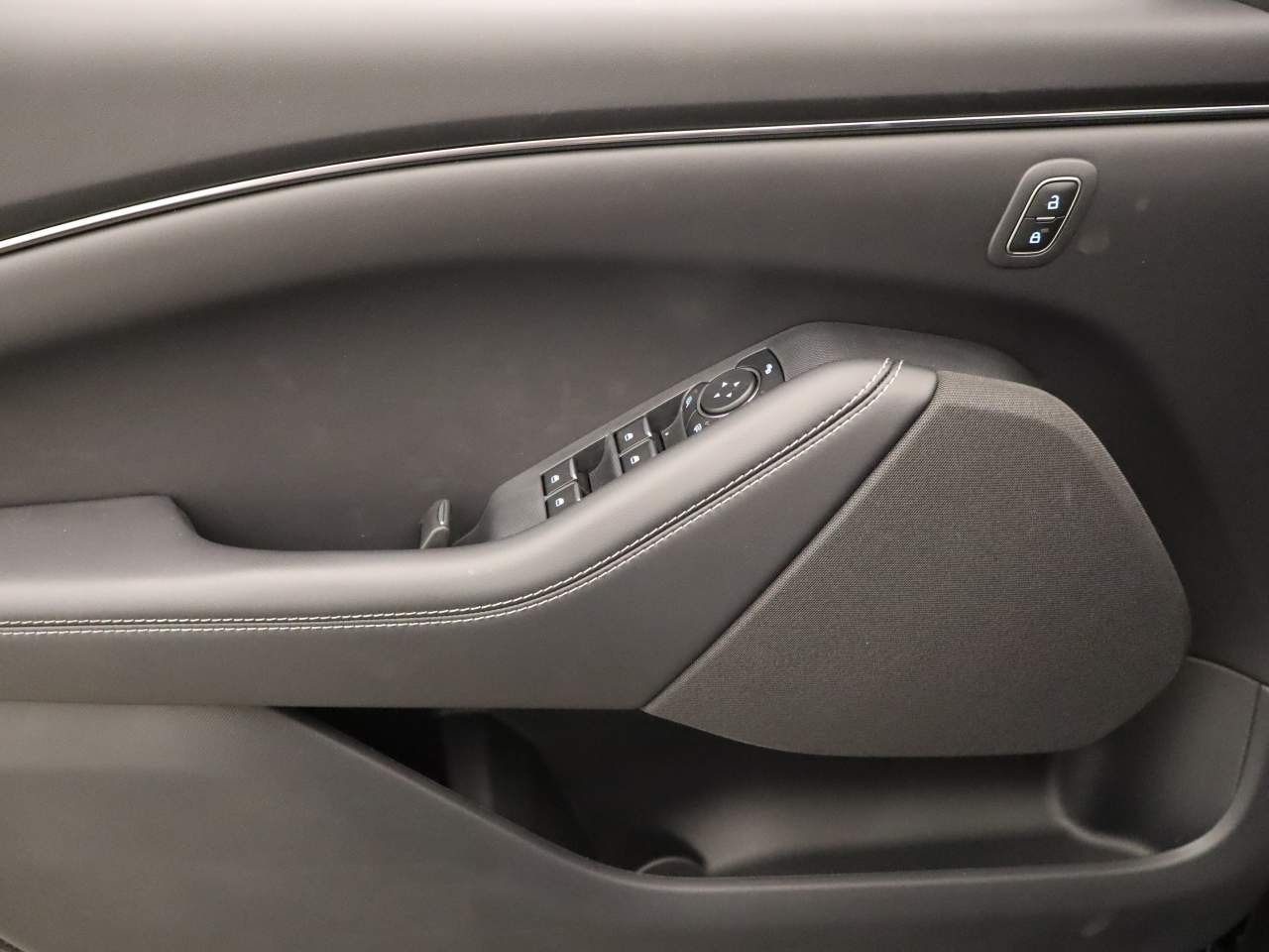 2026 Ford Mustang Mach-E Select