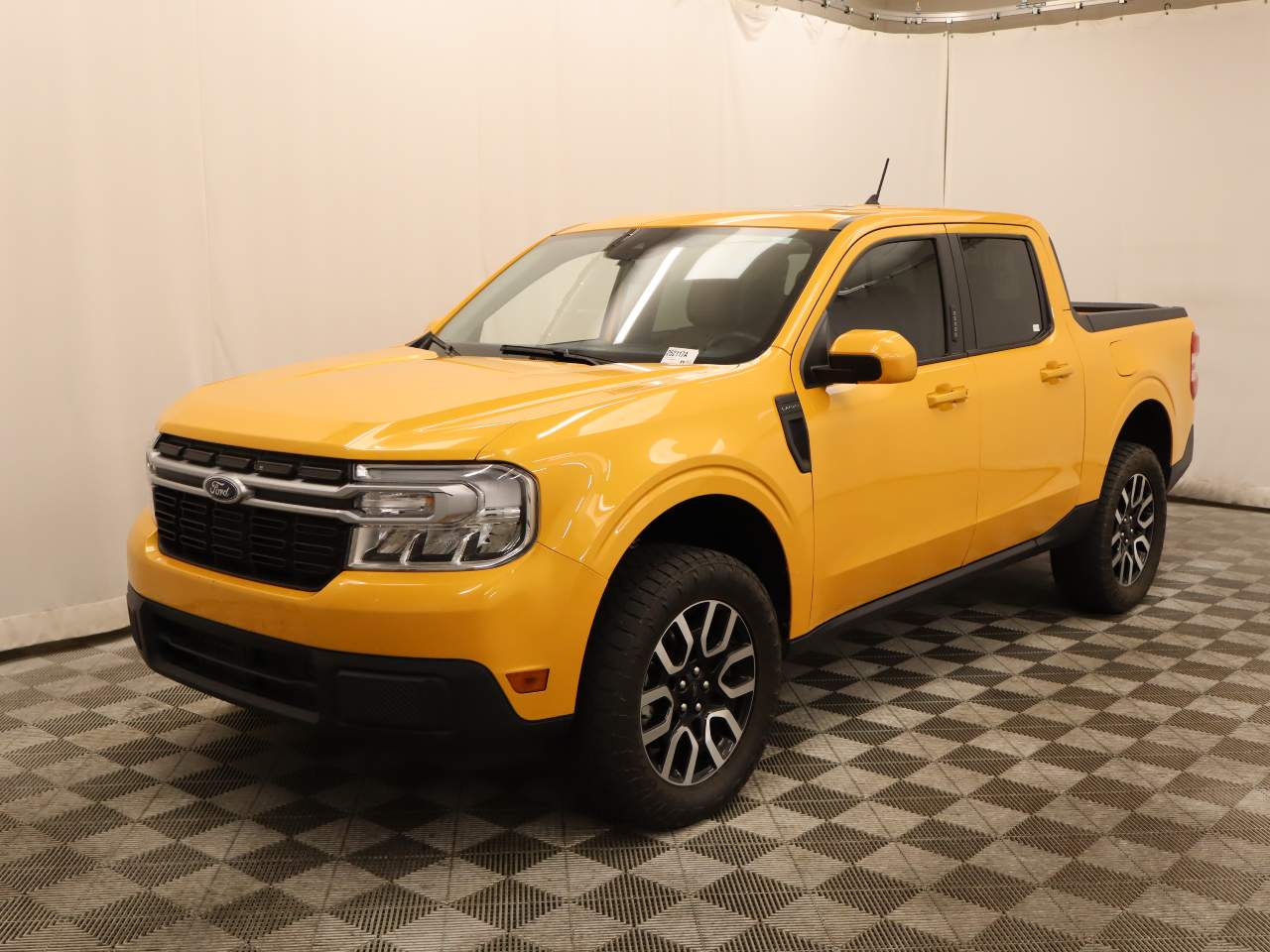 2023 Ford Maverick Lariat Crew Cab
