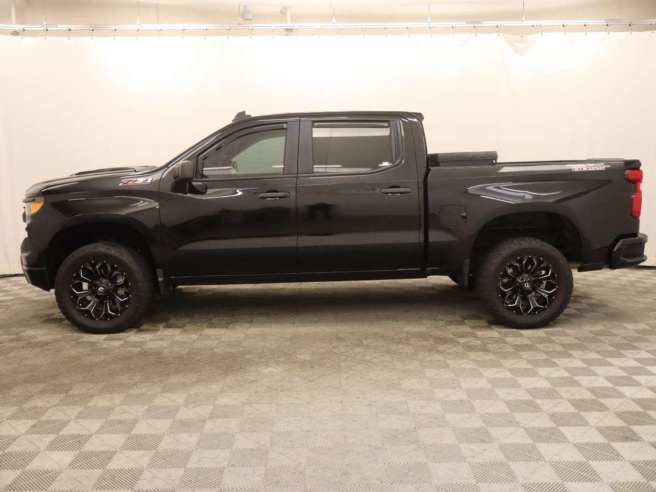 2022 Chevrolet Silverado 1500 Custom Trail Boss Crew Cab