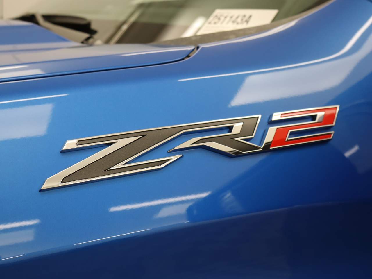 2025 Chevrolet Silverado 1500 ZR2 photo 2