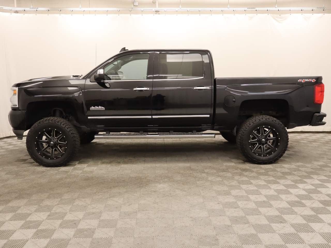 2017 Chevrolet Silverado 1500 High Country Crew Cab