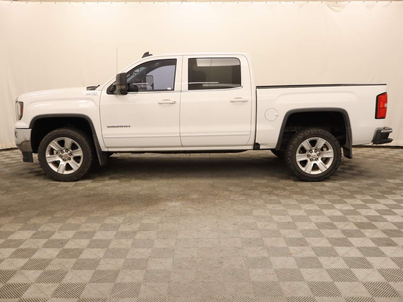 2017 GMC Sierra 1500 SLE Crew Cab