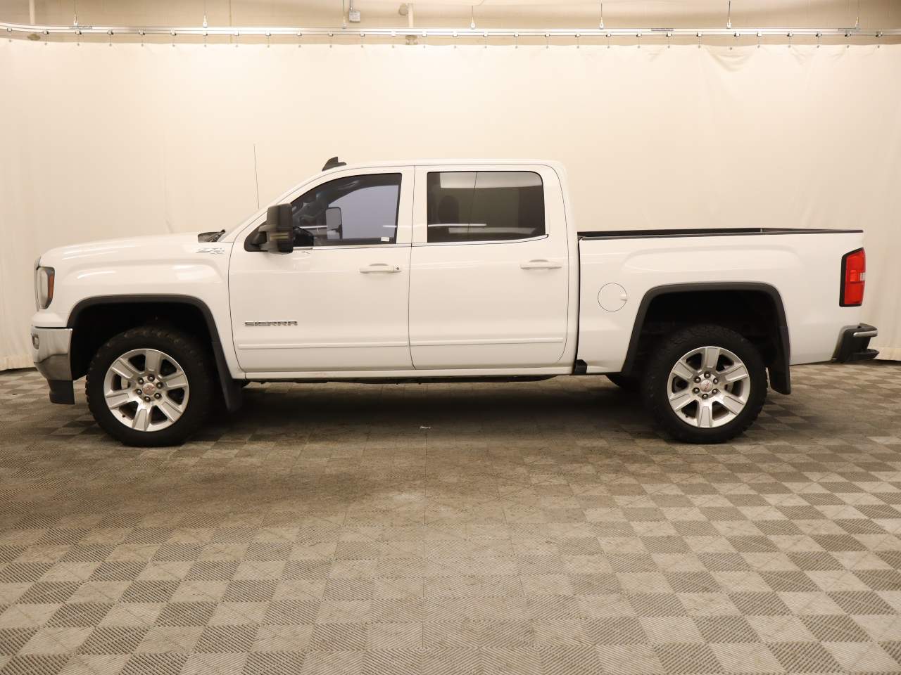 2017 GMC Sierra 1500 SLE Crew Cab
