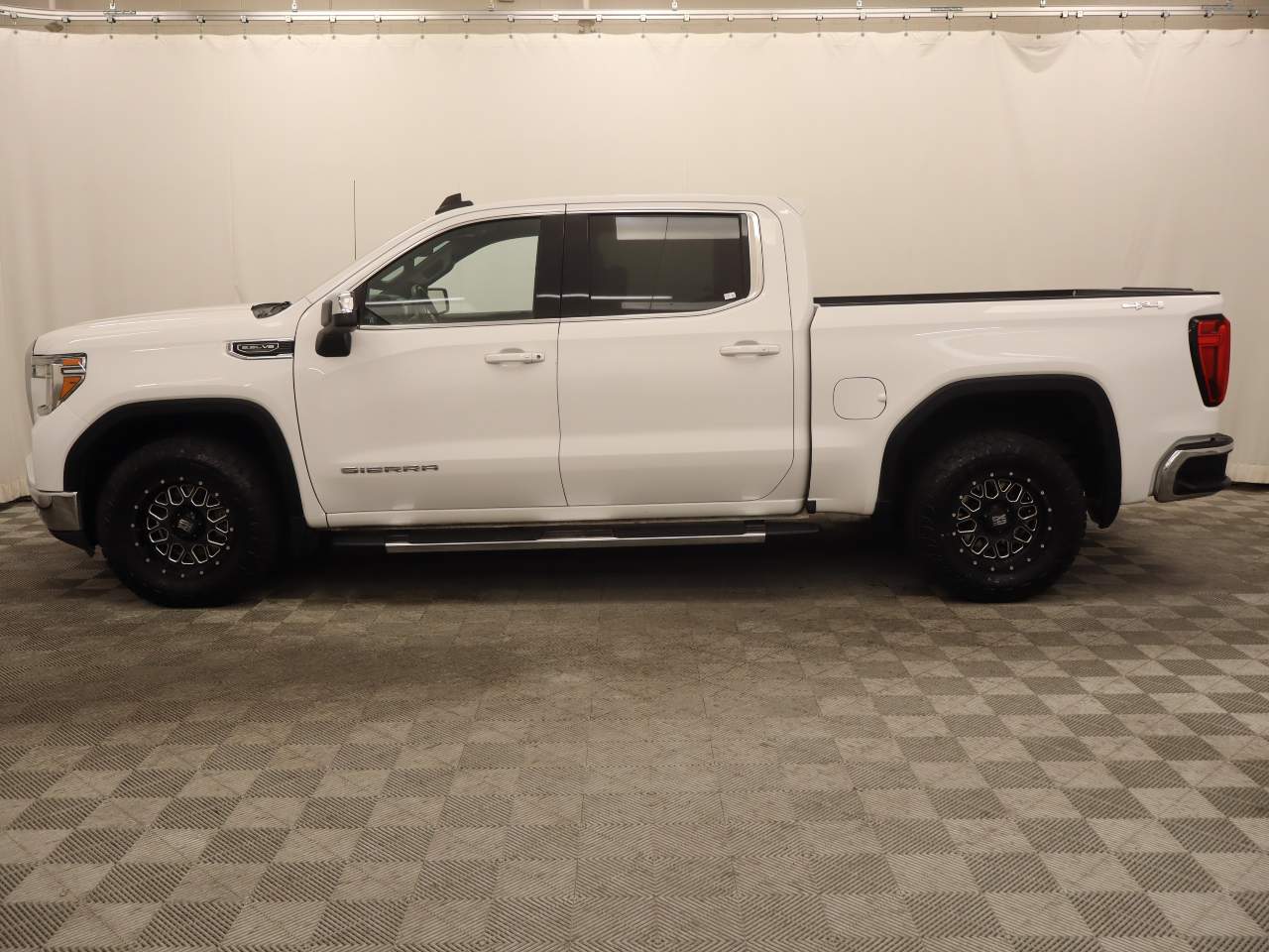 2019 GMC Sierra 1500 SLE Crew Cab