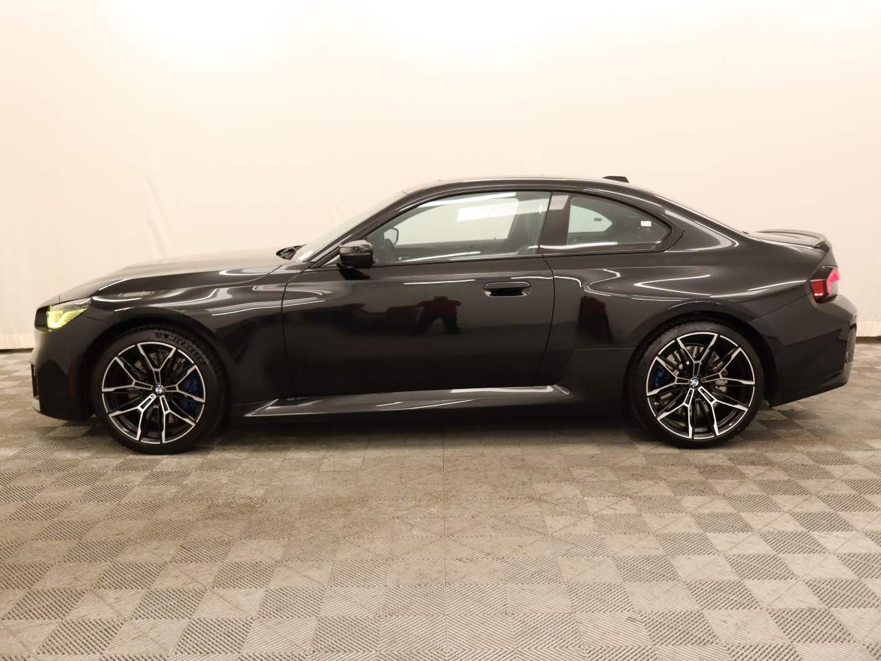 2025 BMW M2