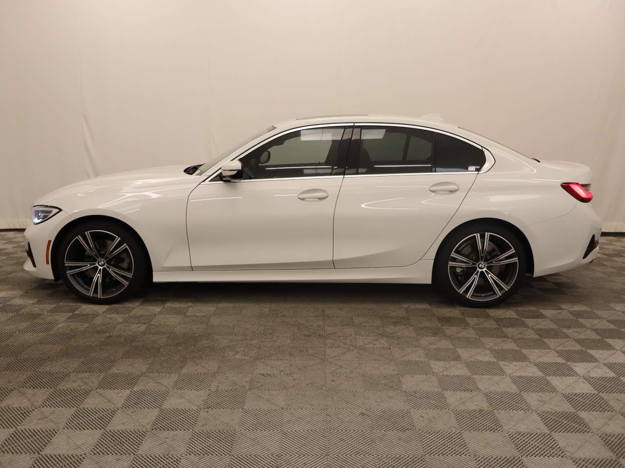 2020 BMW 3-Series 330i