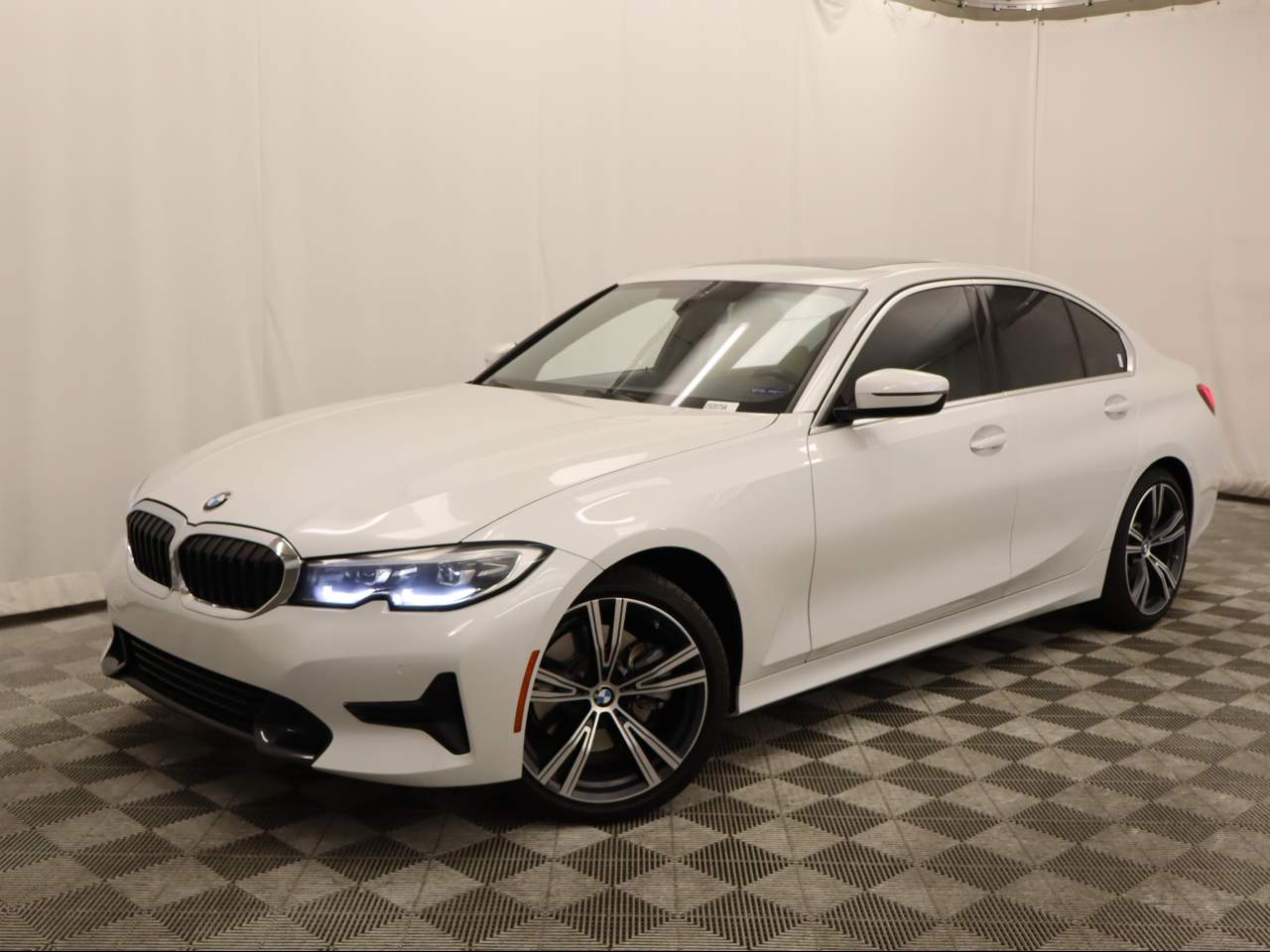 2021 BMW 3-Series 330i