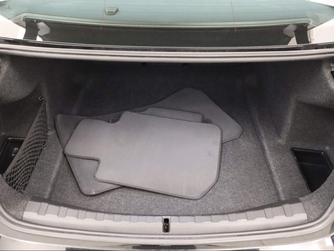 2025 BMW 3-Series 330i xDrive