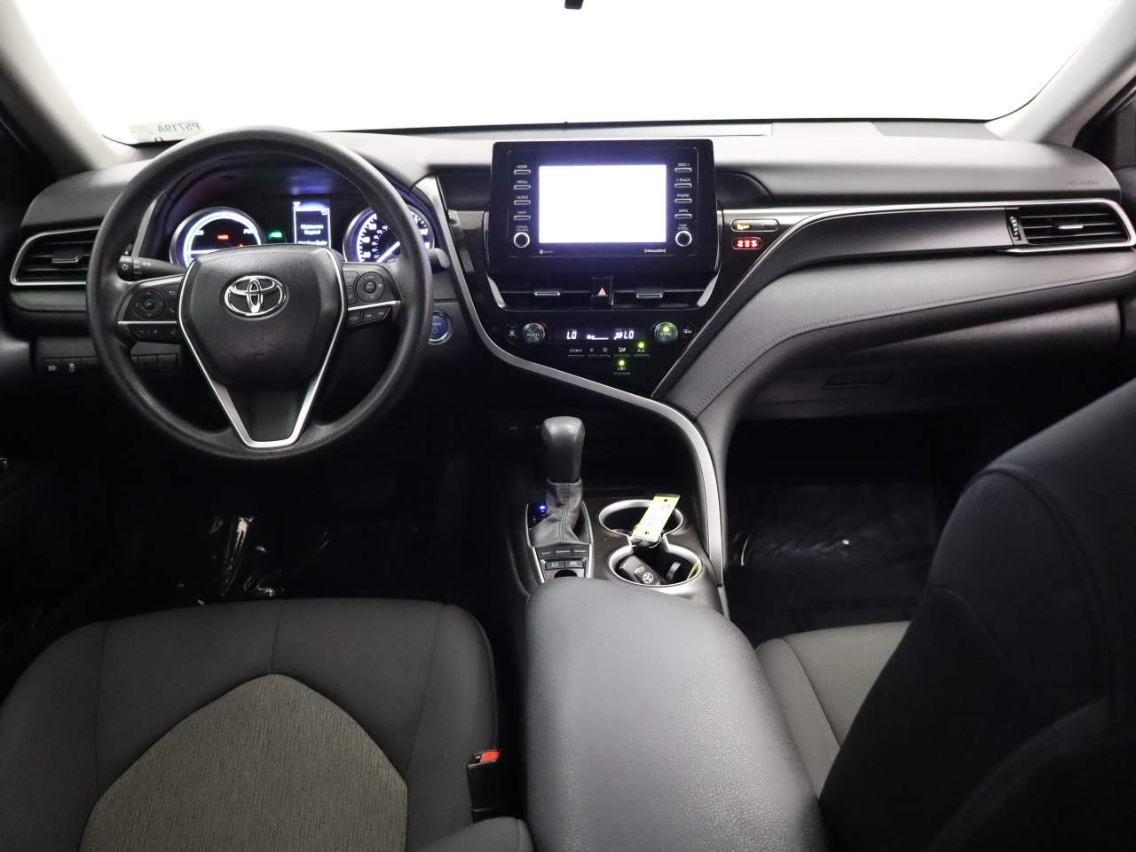 2024 Toyota Camry Hybrid LE