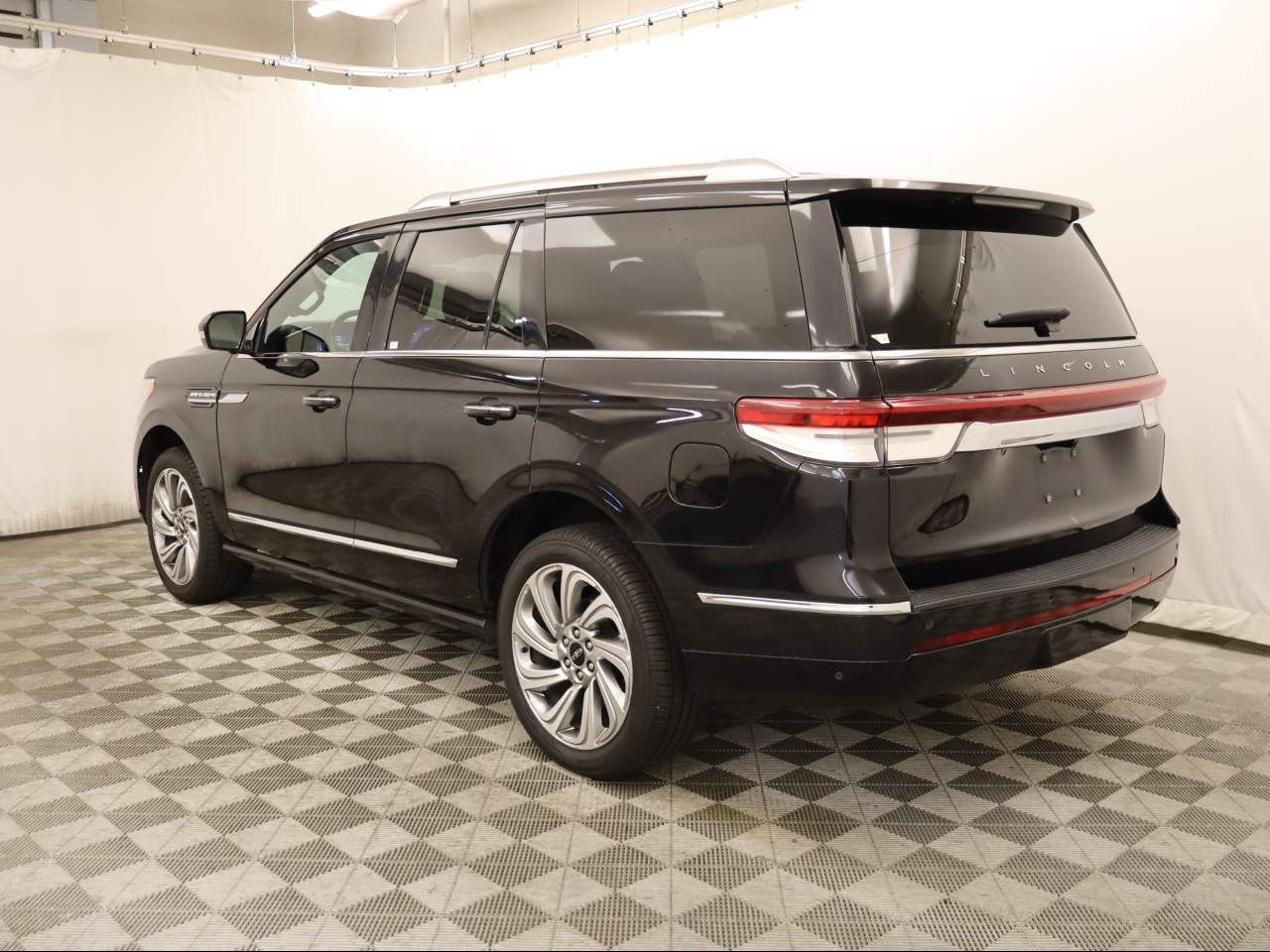 2024 Lincoln Navigator Premiere