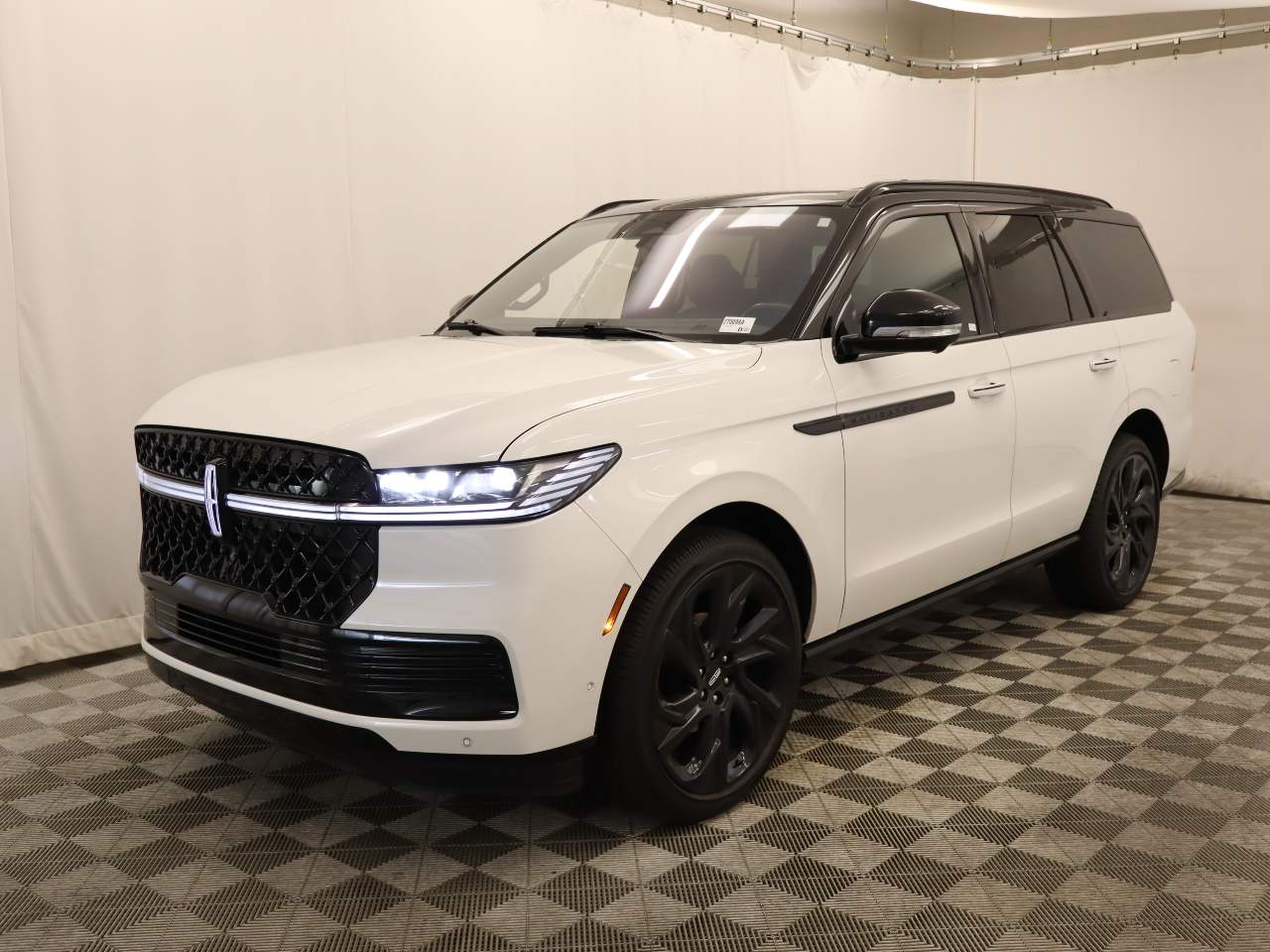 2025 Lincoln Navigator Black Label