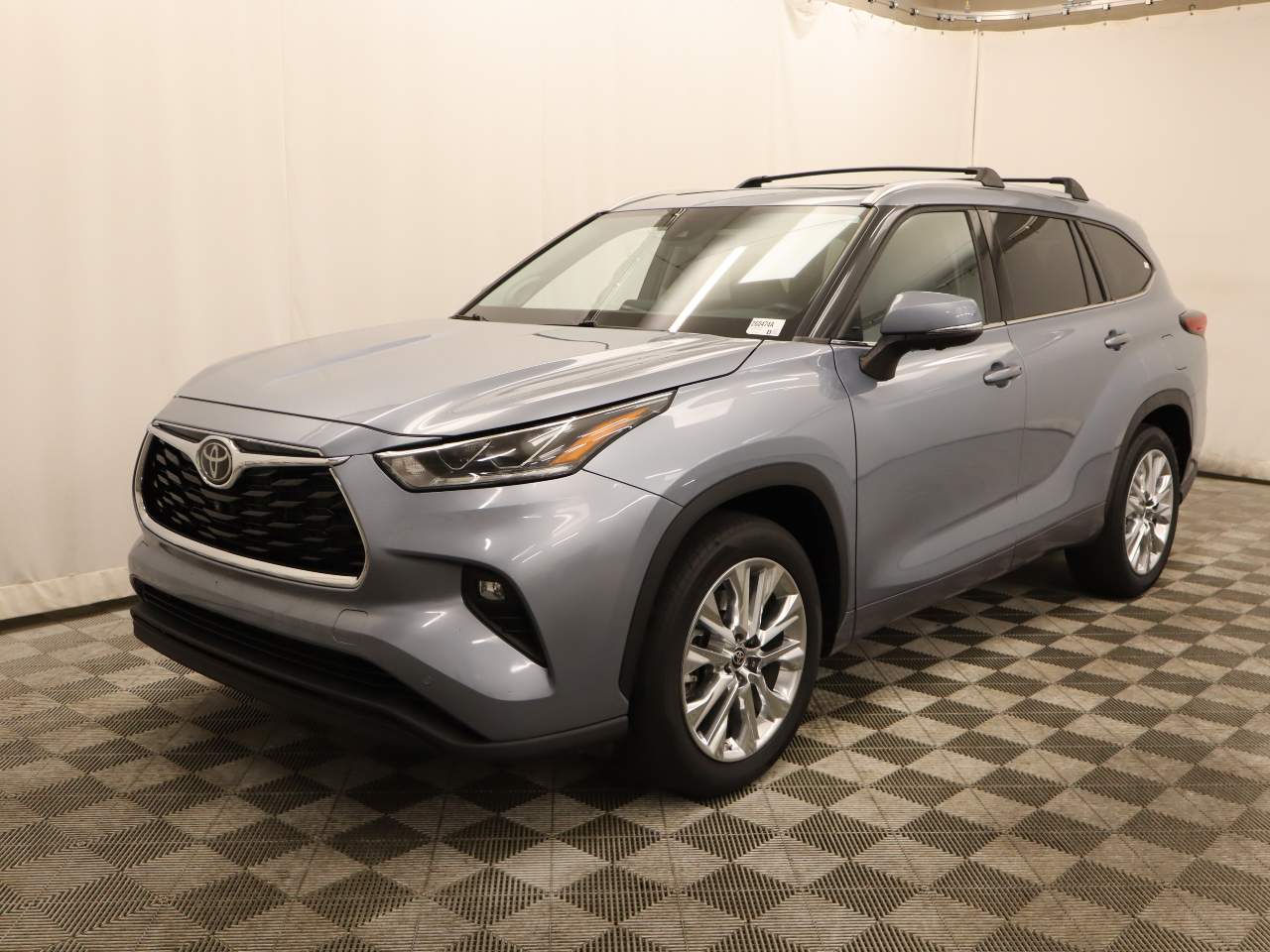 2023 Toyota Highlander Limited L4T