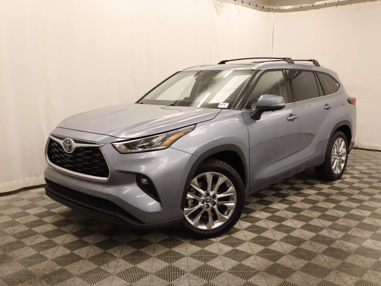 2023 Toyota Highlander Limited L4T