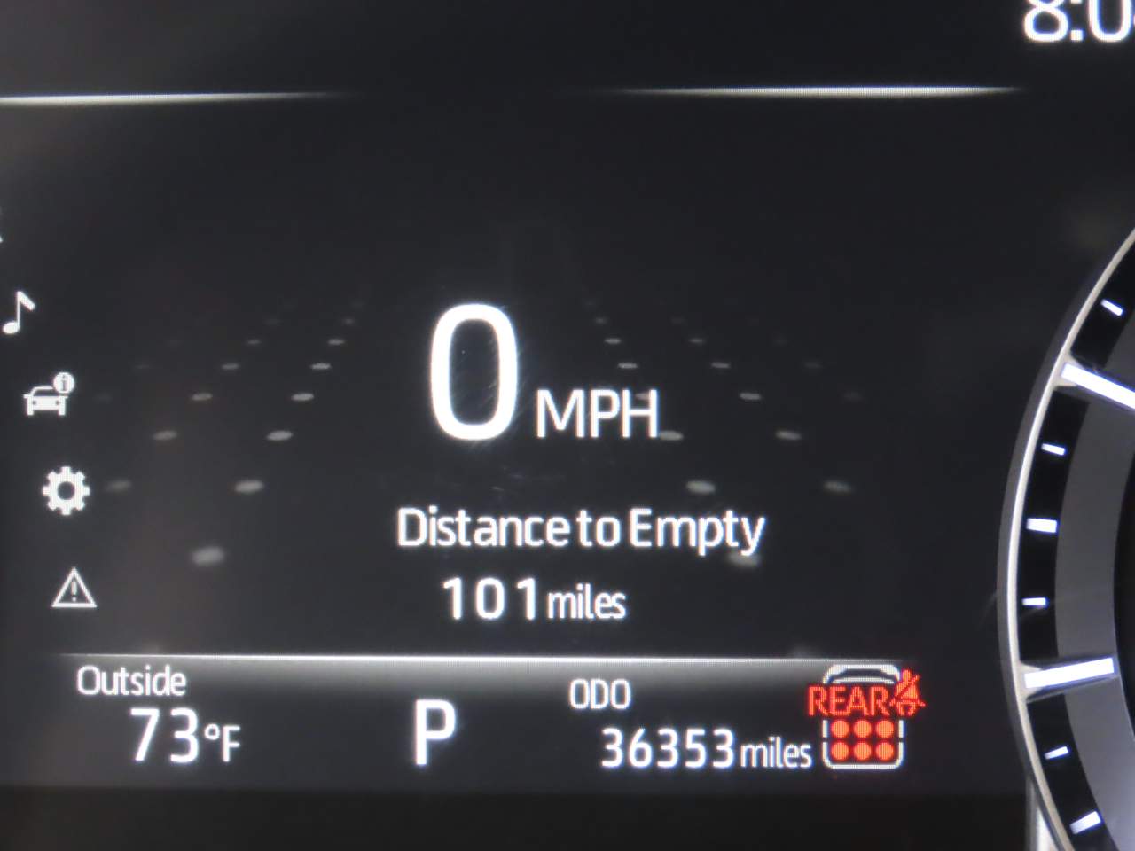 2024 Toyota Highlander LE - Photo 10