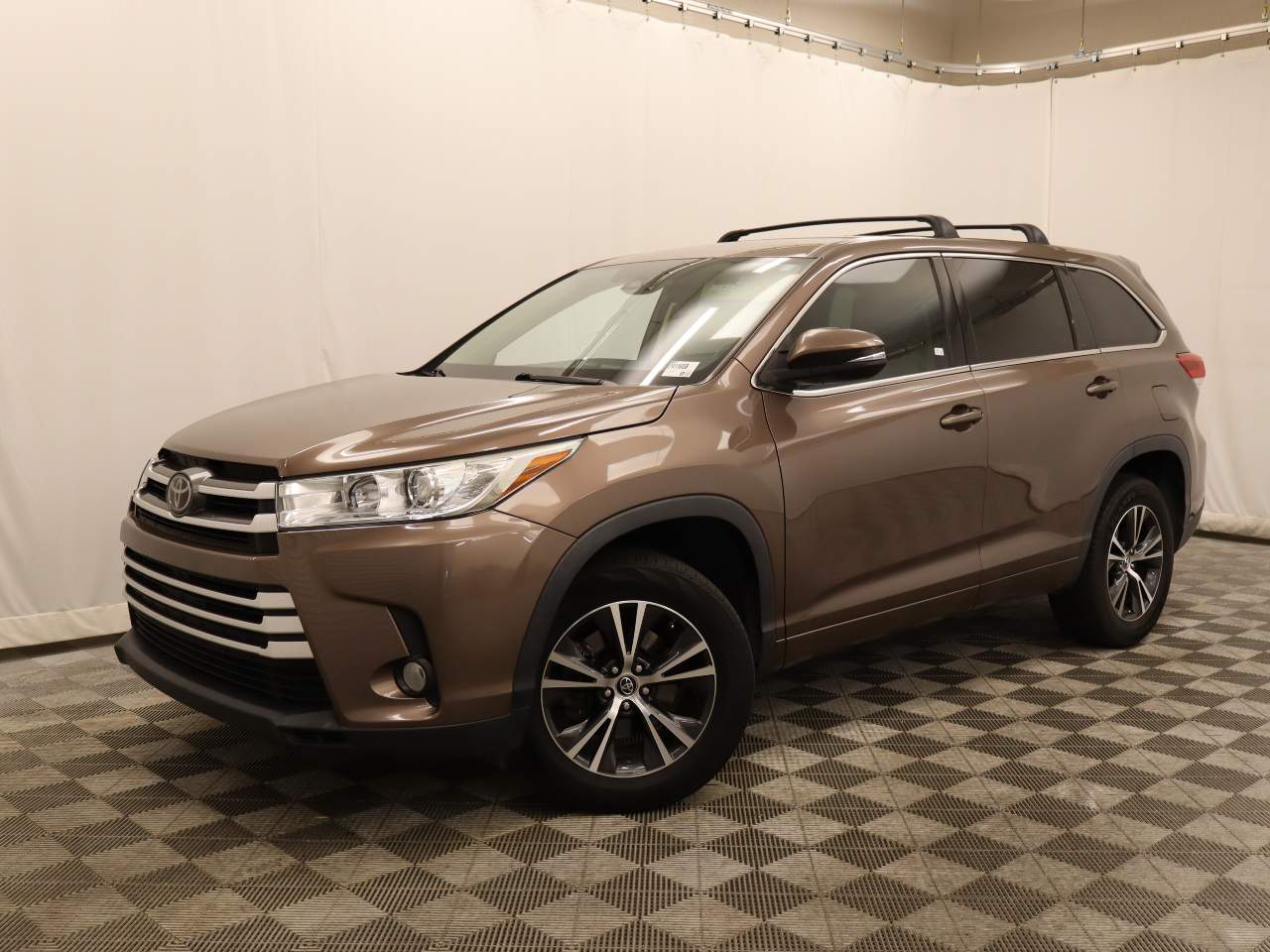 2017 Toyota Highlander LE Plus