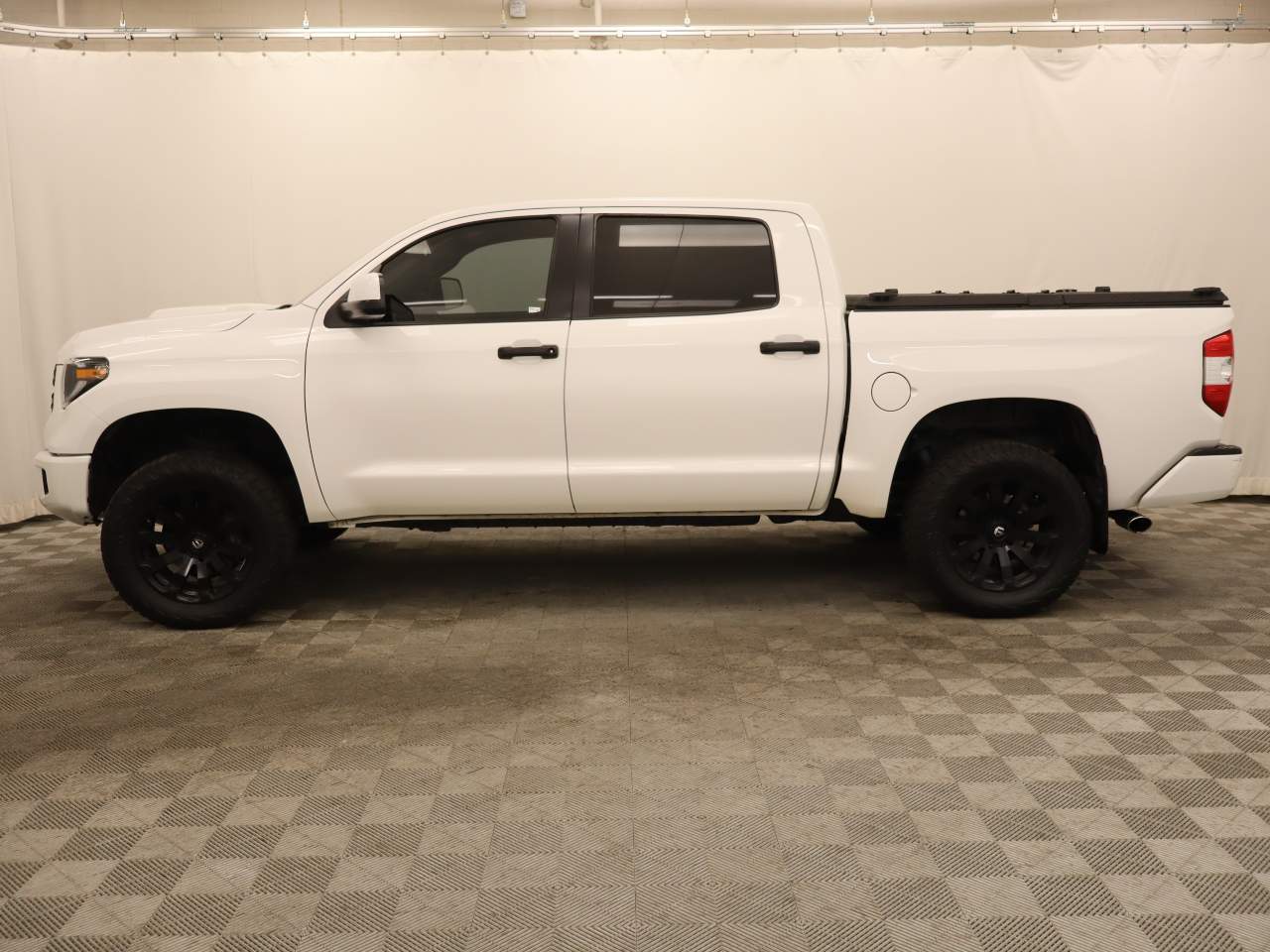 2019 Toyota Tundra SR5 Crew Cab