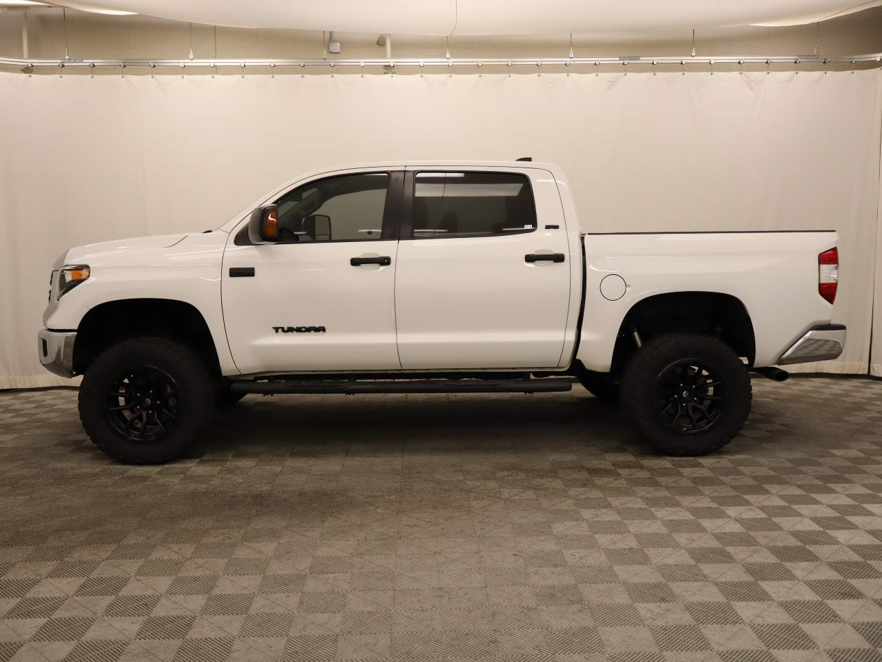 2020 Toyota Tundra SR5 Crew Cab
