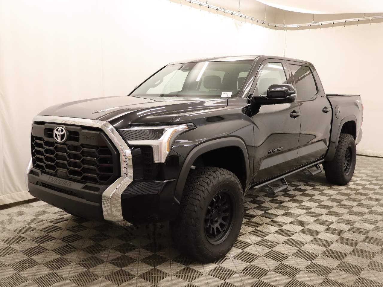 2025 Toyota Tundra SR5 Crew Cab