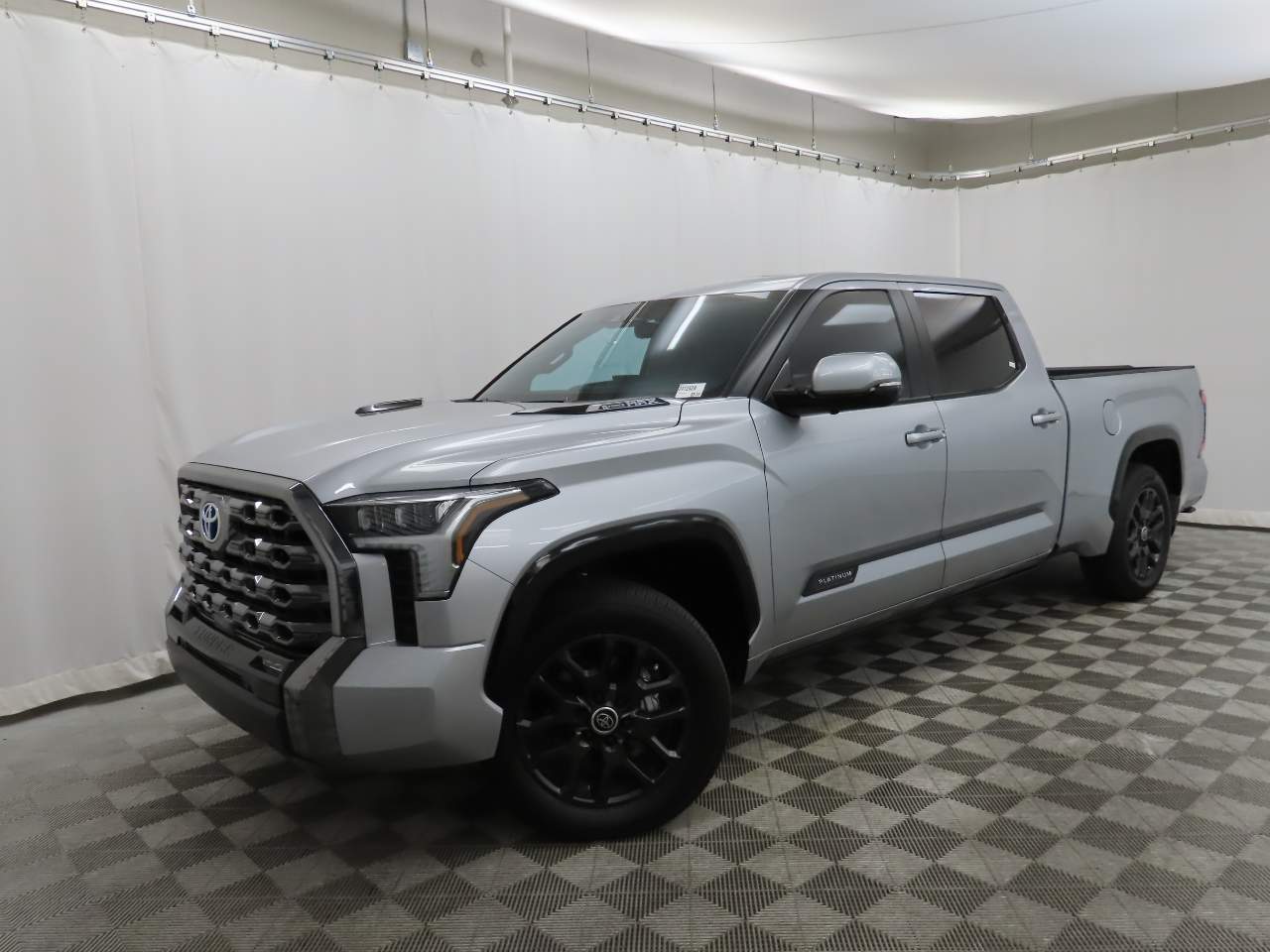 2024 Toyota Tundra Platinum HV Crew Cab