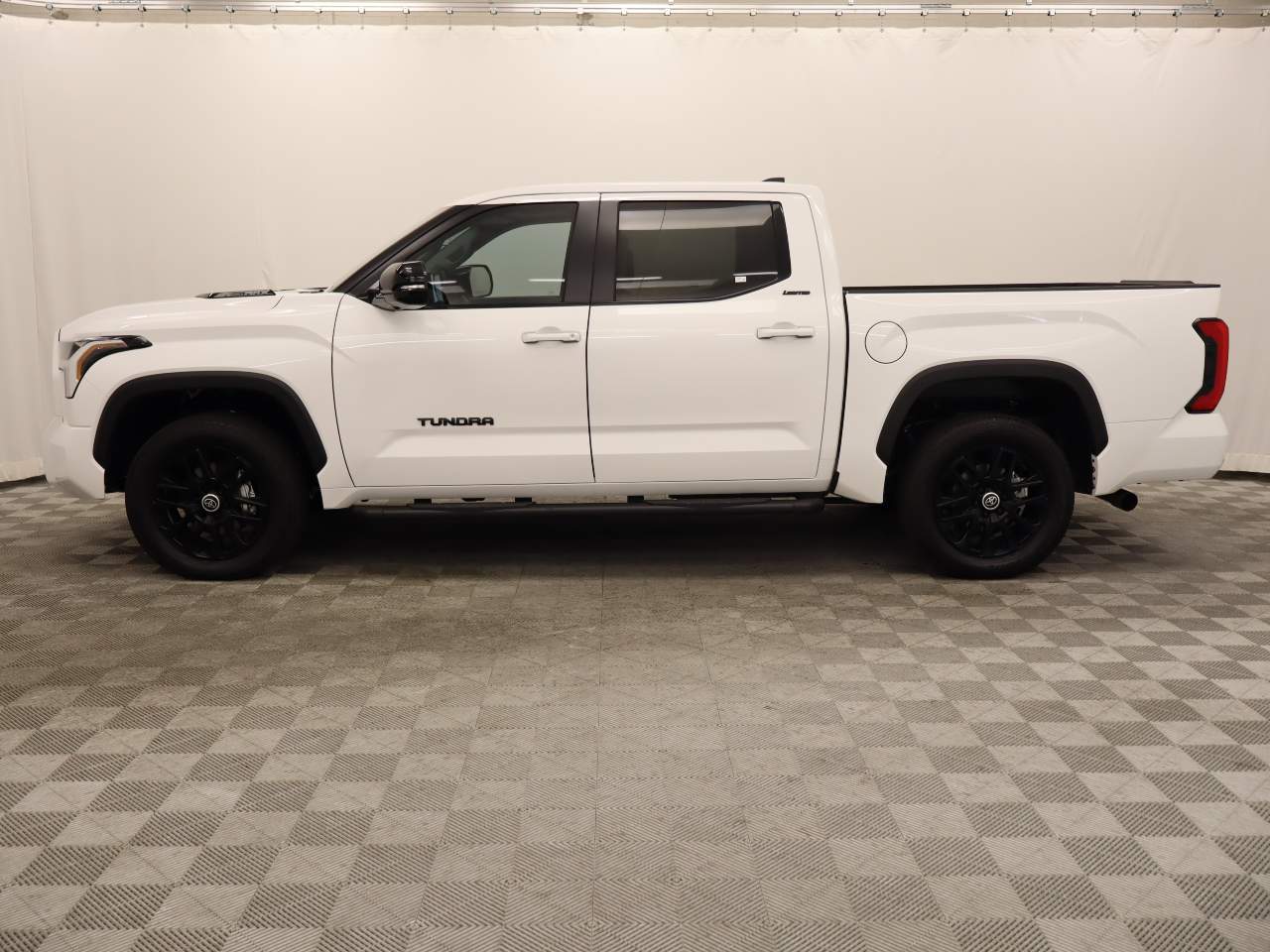 2024 Toyota Tundra Limited HV Crew Cab