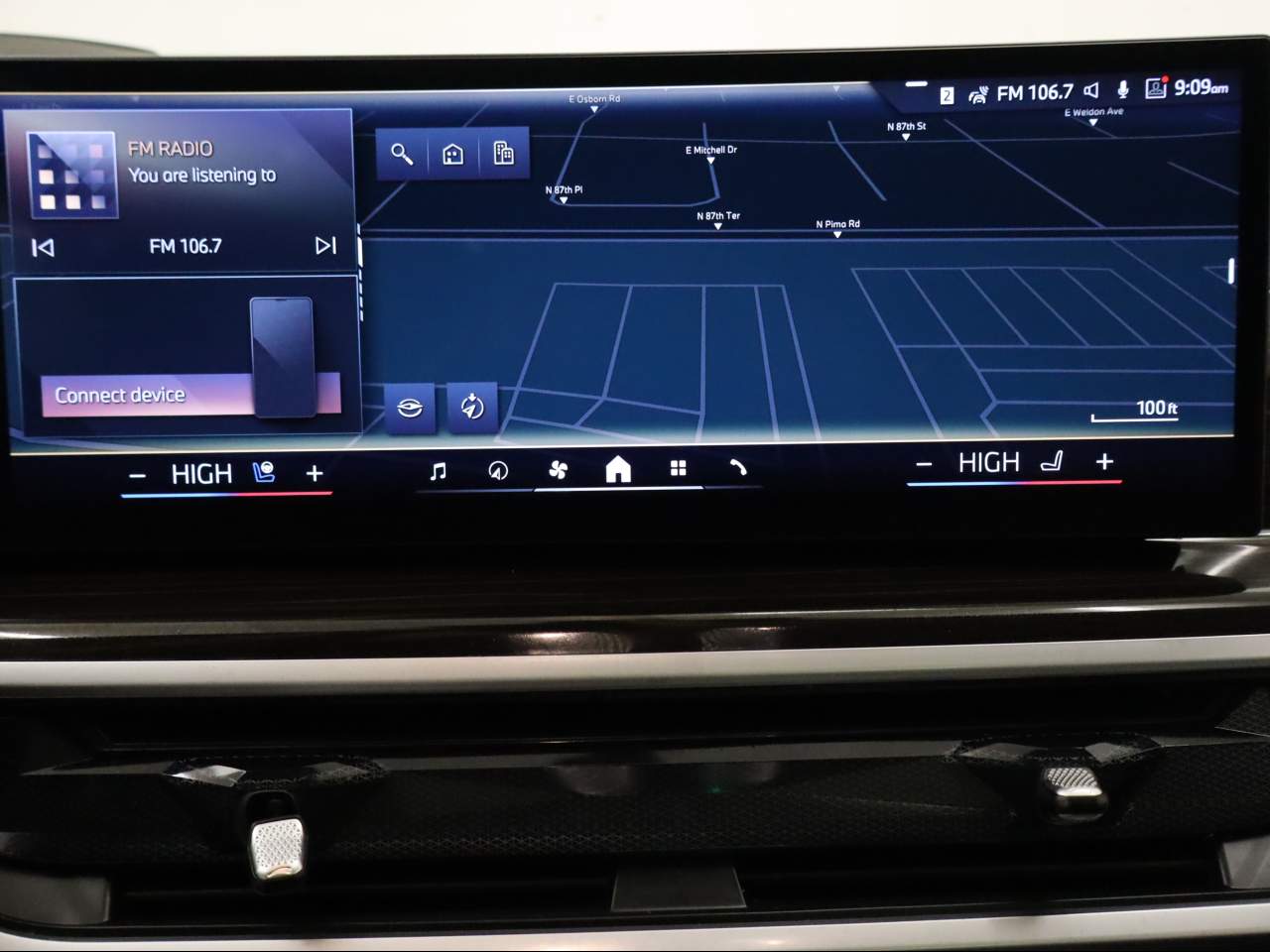 2026 BMW X7 40i - Photo 14