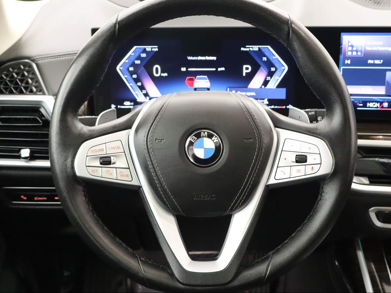 2026 BMW X7 40i - Photo 16
