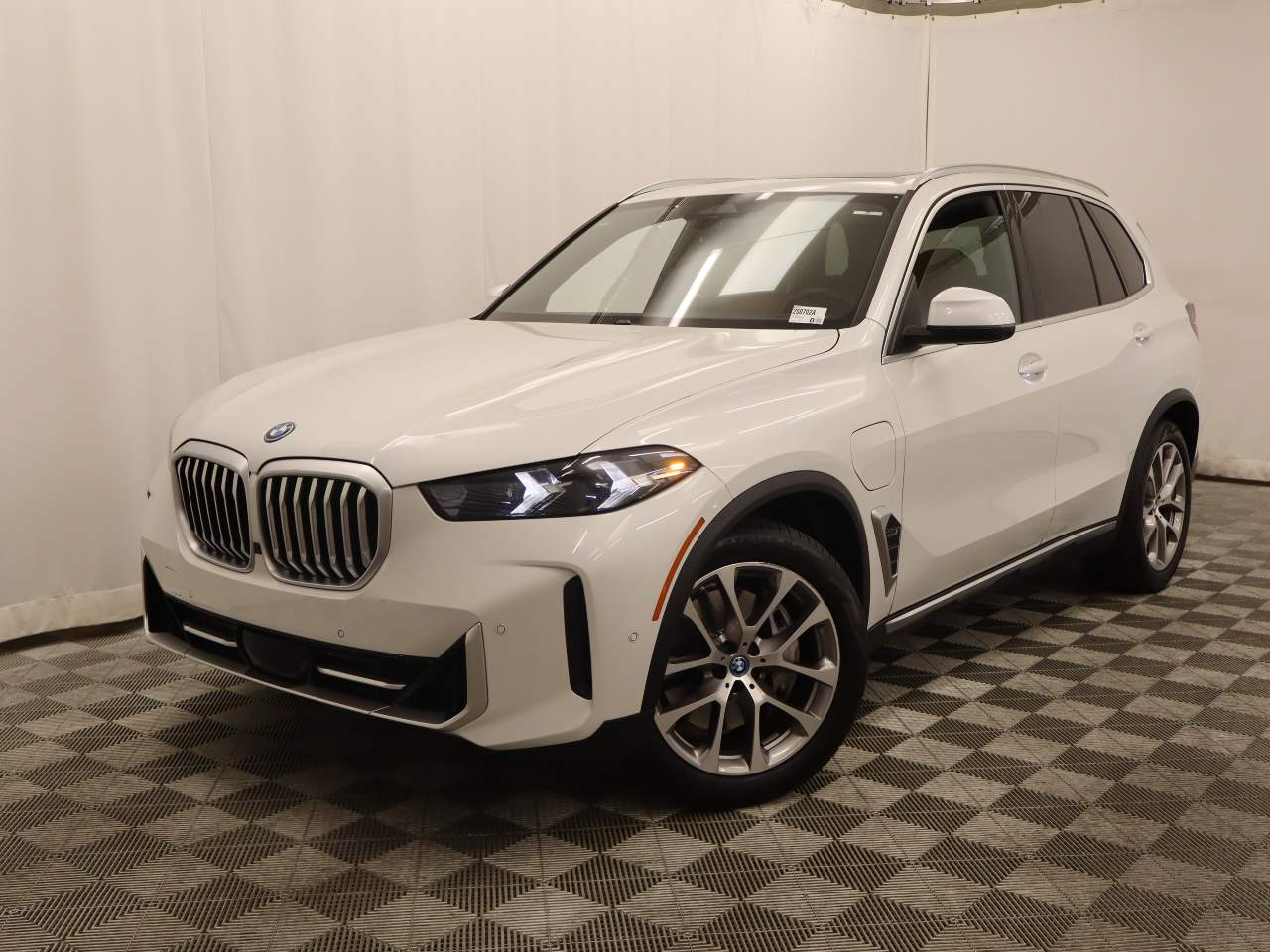 2024 BMW X5 xDrive50e