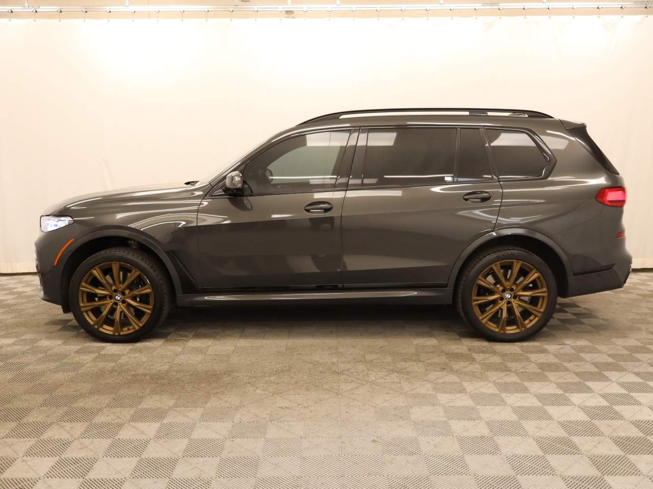 2022 BMW X7 M50i