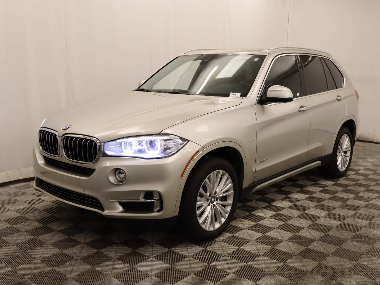 2016 BMW X5 sDrive35i's photo