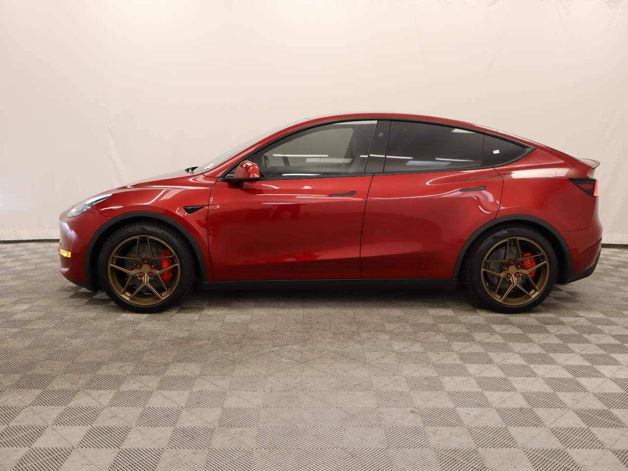 Used 2024 Tesla Model Y Performance with VIN 7SAYGDEF4RF051778 for sale in Scottsdale, AZ