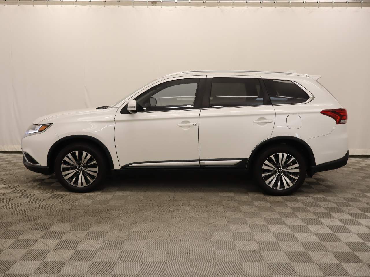 2019 Mitsubishi Outlander SEL