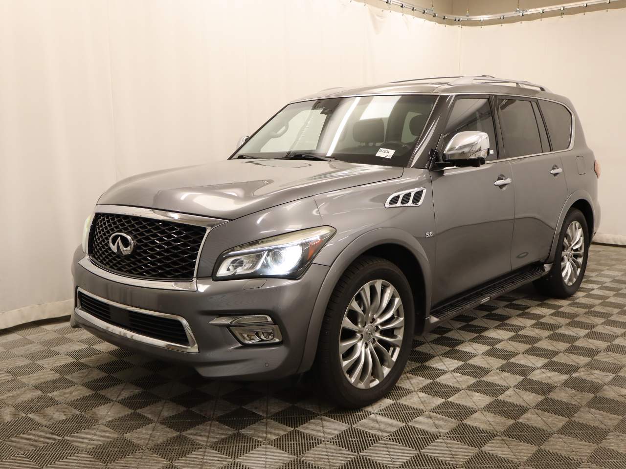 2016 INFINITI QX80  