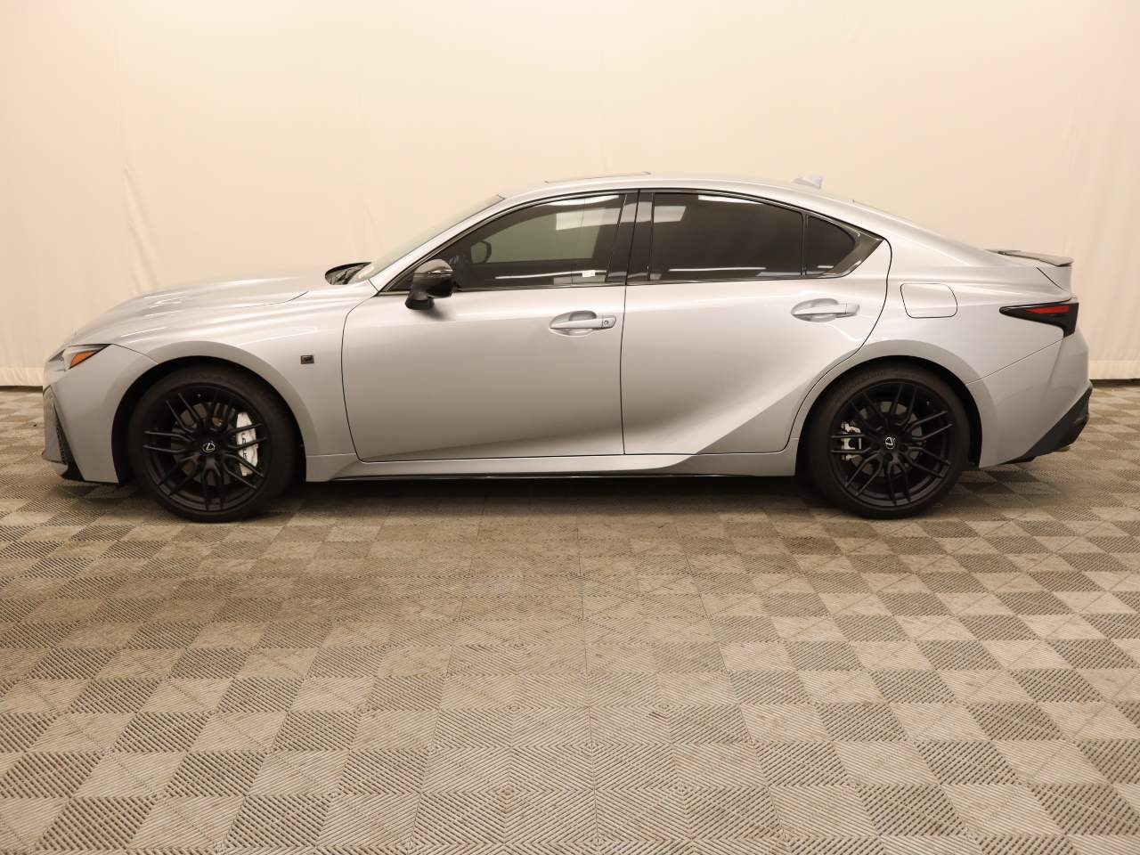 2024 Lexus IS 500 F SPORT Performance photo 3