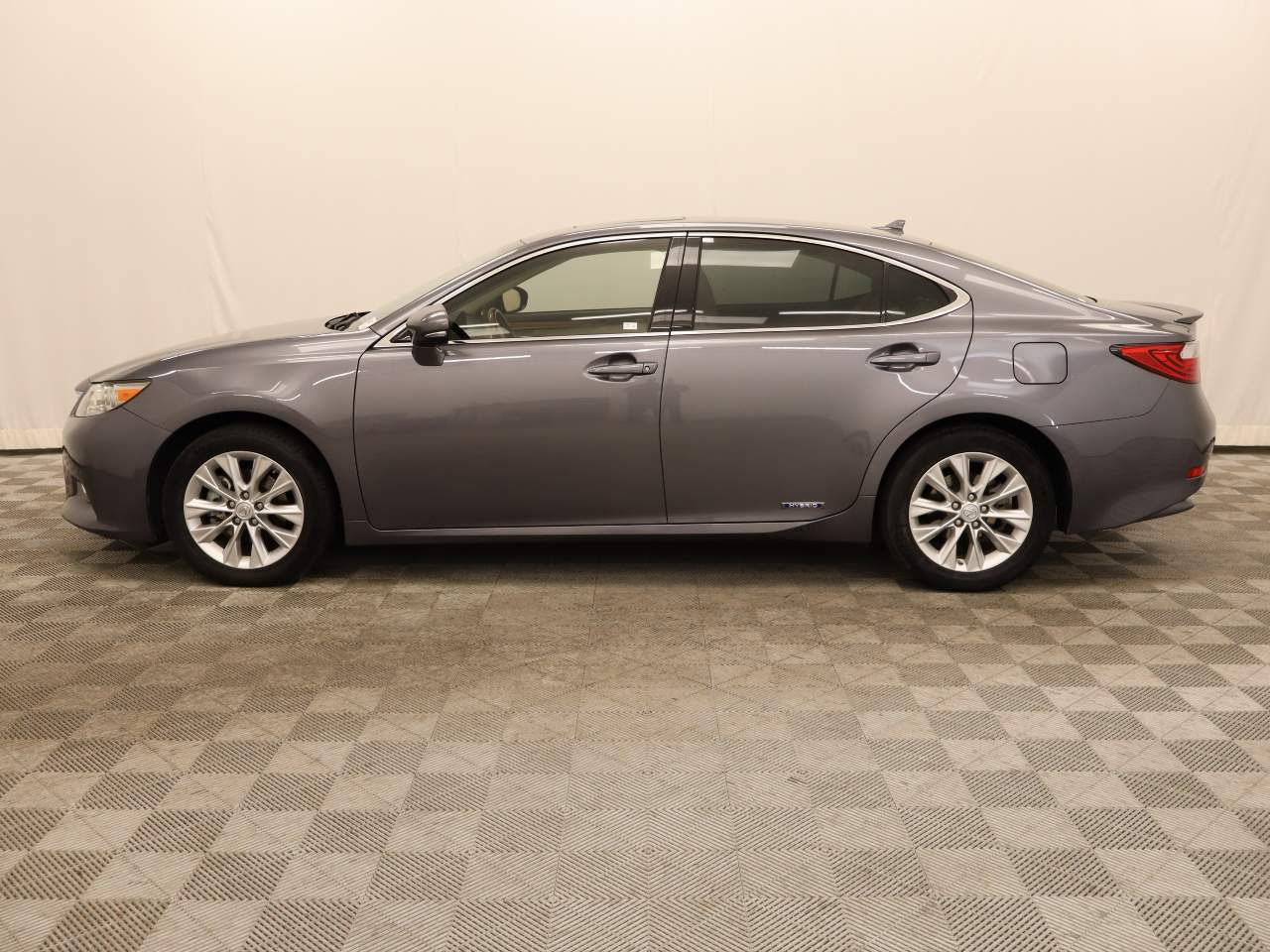 2013 Lexus ES 300h  