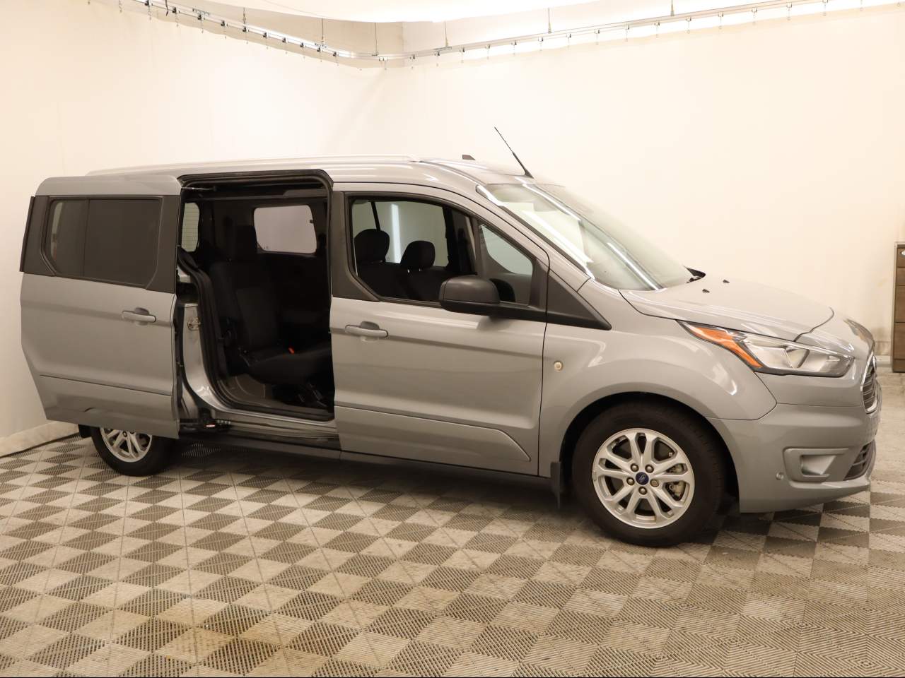 2022 Ford Transit Connect XLT