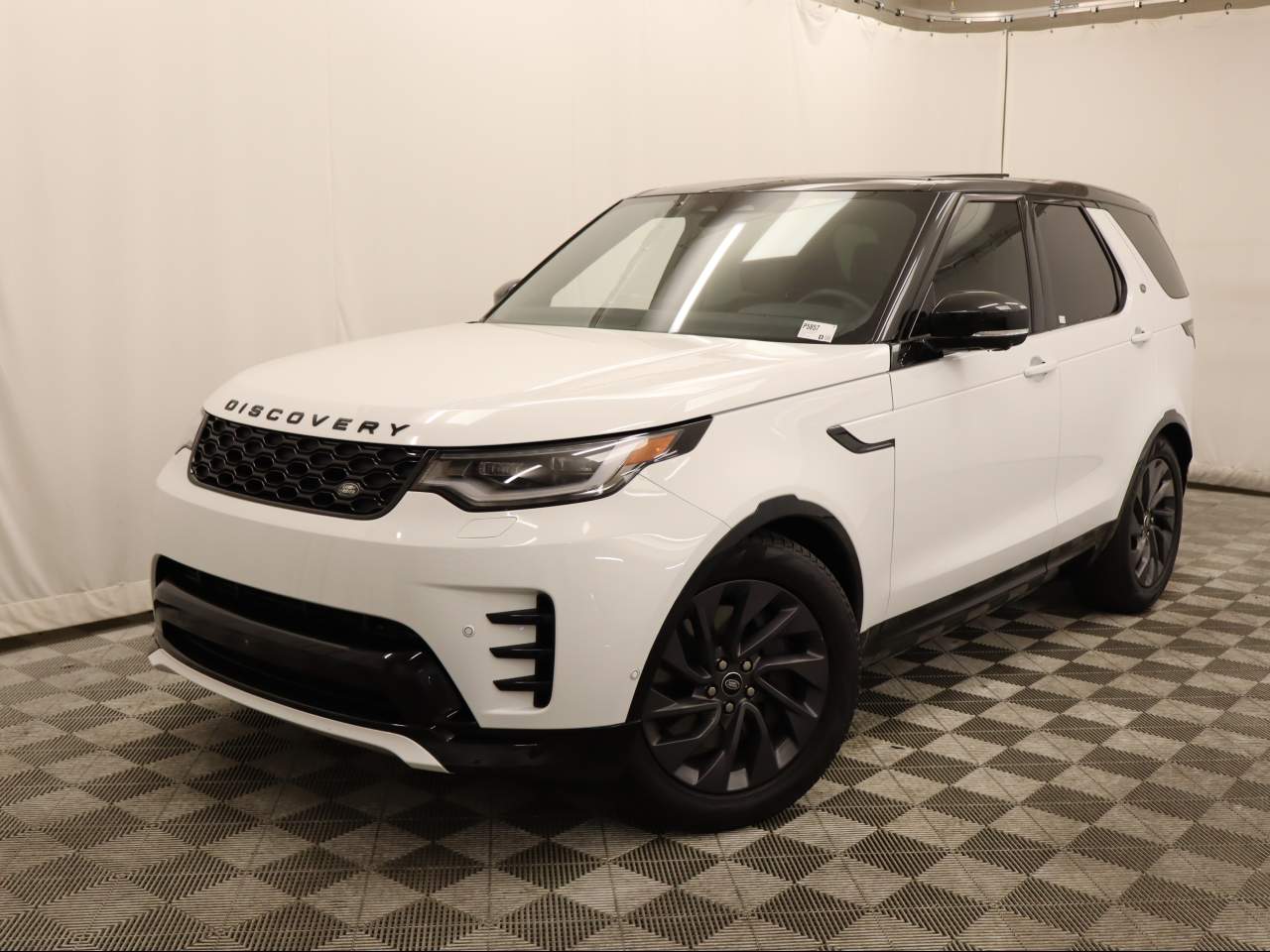 2024 Land Rover Discovery P360 Dynamic SE AWD