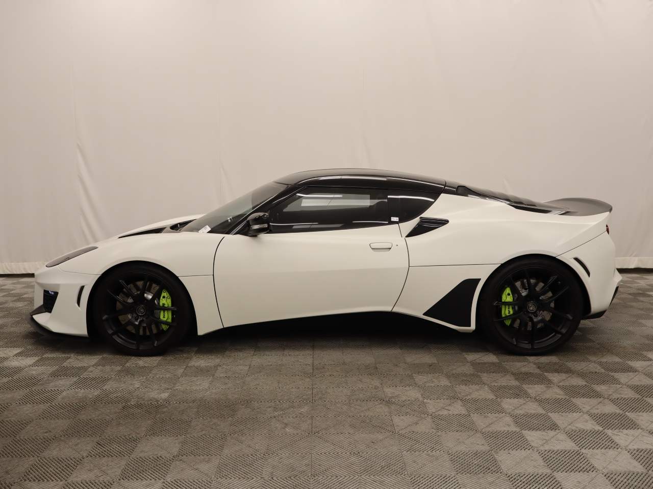 2017 Lotus Evora 400  