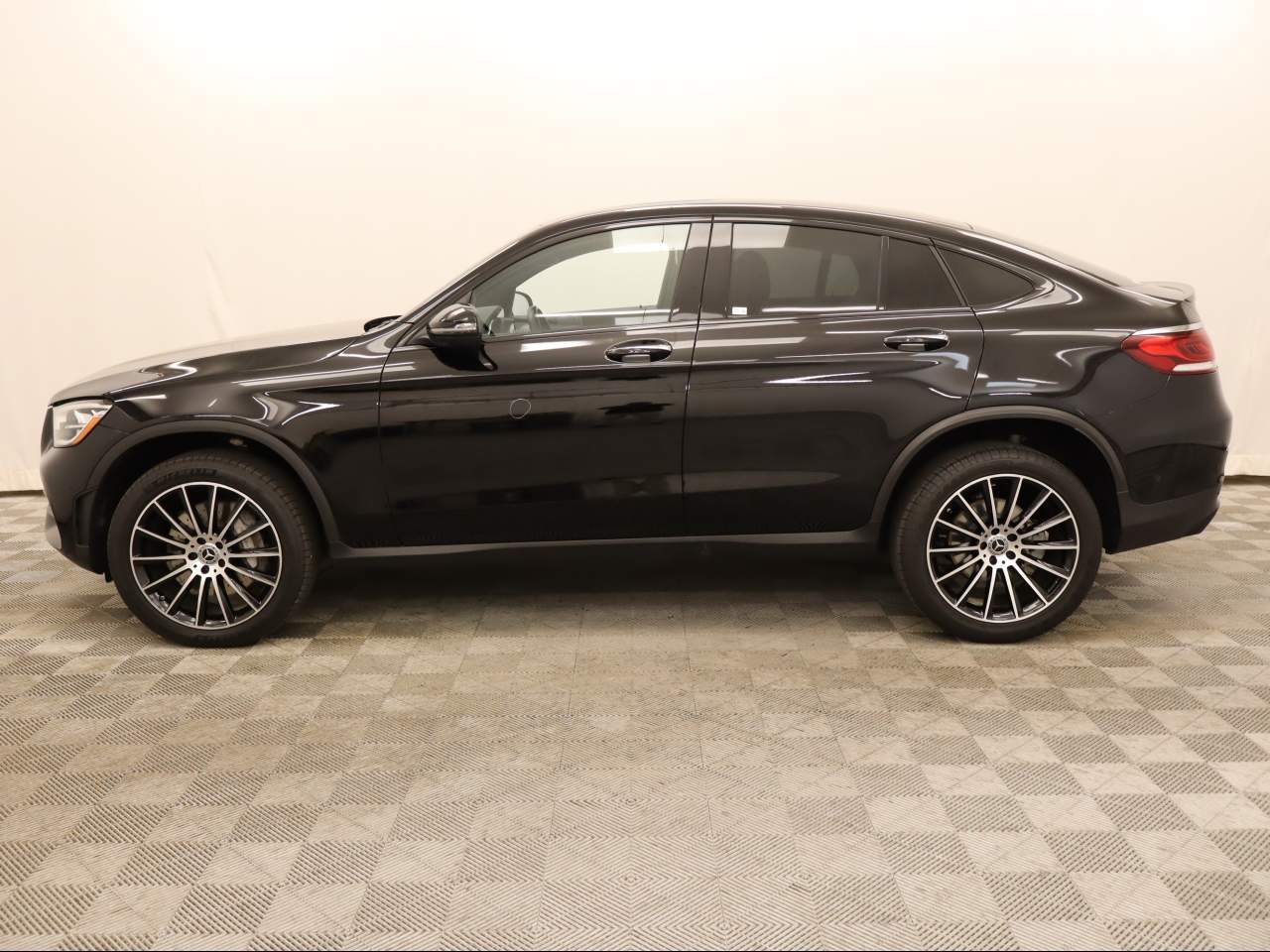 2023 Mercedes-Benz GLC 300 4MATIC
