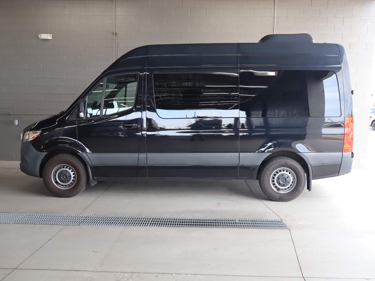2022 Mercedes-Benz Sprinter 2500